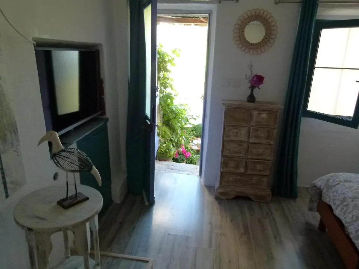 Chambre Campagnarde Bargeme Bed & Breakfast