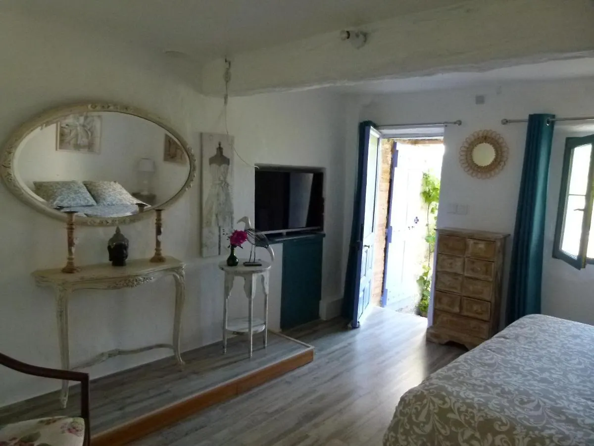 Chambre Campagnarde Bargeme Bed & Breakfast